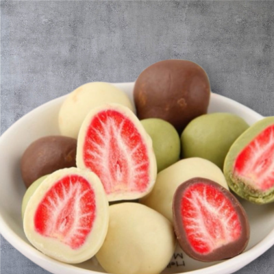 STRAWBERRY CHOCOLATE(فراولة مغطاة بالشوكولاته مقرقش)